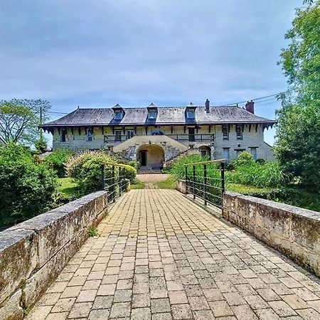 Вилла Domaine Jeanne De Laval La Bohalle Экстерьер фото